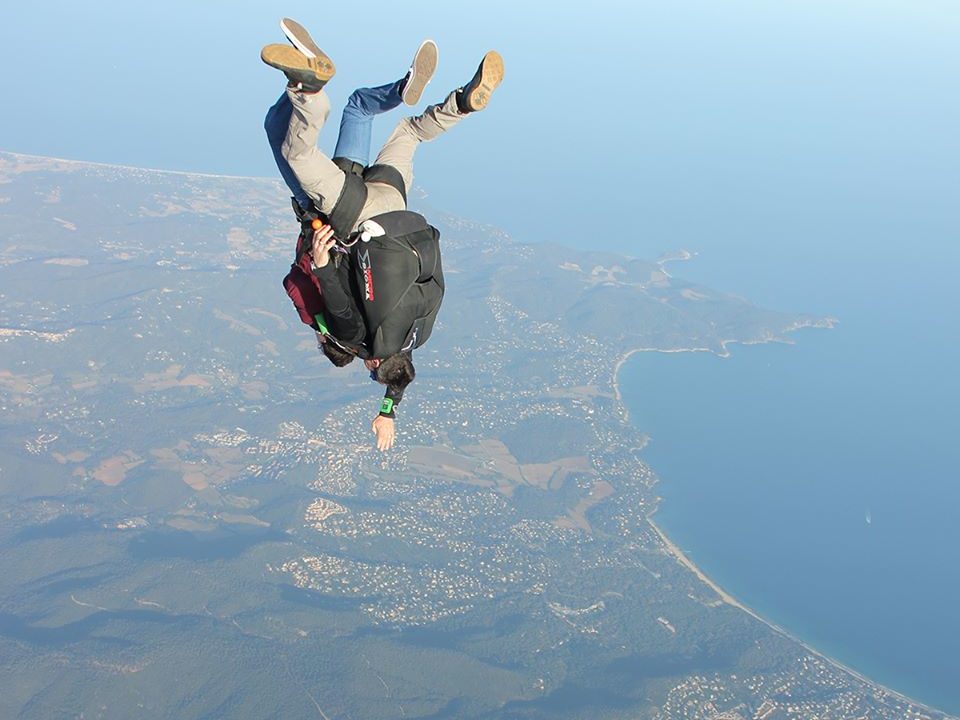 Comment s'habiller pour un saut en parachute